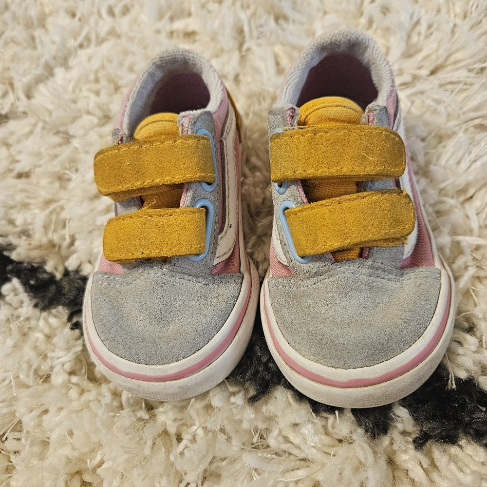 Vans, Toddler Size 4.5